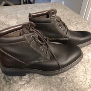 Men's Izod Boots Size 10.5 NWOT!!